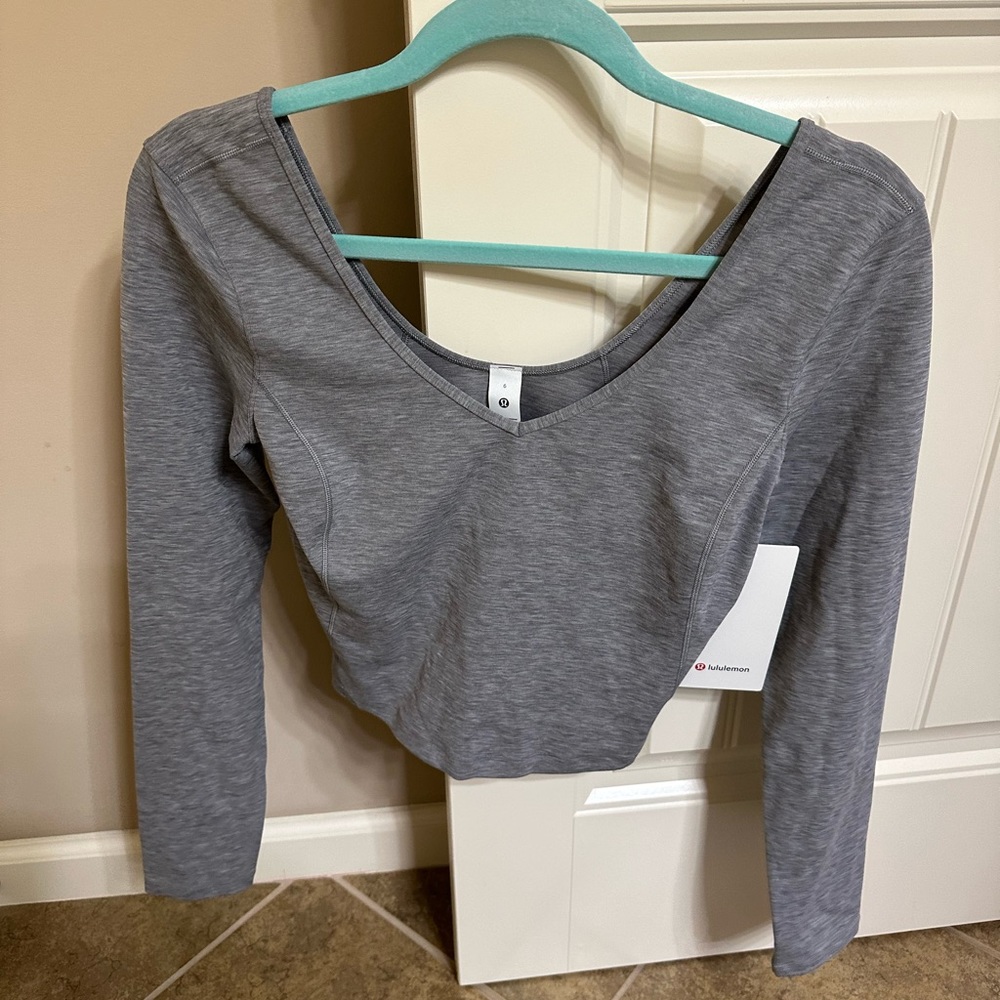 Brand new lululemon long sleeve align top